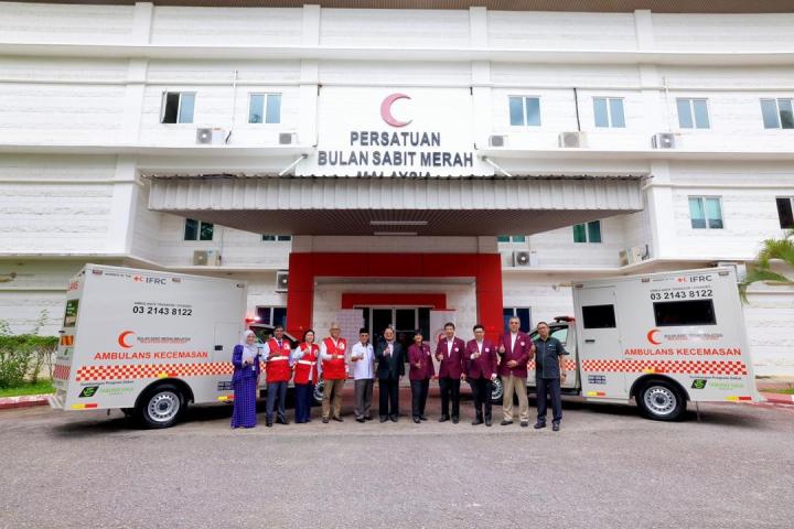 TH Sumbang Ambulans 4x4, Perkukuh Misi Kecemasan Dan Bencana
