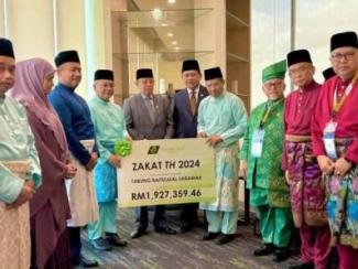 TH Lunas Zakat kepada Majlis Islam Sarawak