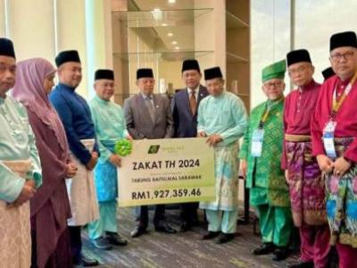 TH Lunas Zakat kepada Majlis Islam Sarawak